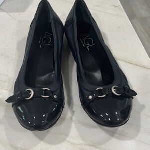 AGL Women's Navy- Nigh Navy Monika Blue Leather Flats 39.5